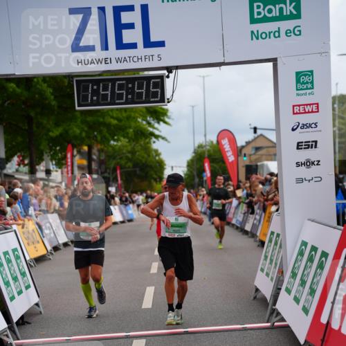 20.09.2026 - PSD Bank Halbmarathon LAZAROV Photography http://msf.ph/oto/10507166 20.09.2026 11:45:44 Ziel 2694, 3755, 4254, 4534, 4625 meine-sportfotos.de