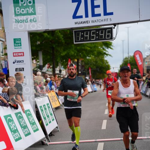 20.09.2026 - PSD Bank Halbmarathon LAZAROV Photography http://msf.ph/oto/10507190 20.09.2026 11:45:45 Ziel 2694, 2868, 3755, 4254, 4534, 4625 meine-sportfotos.de