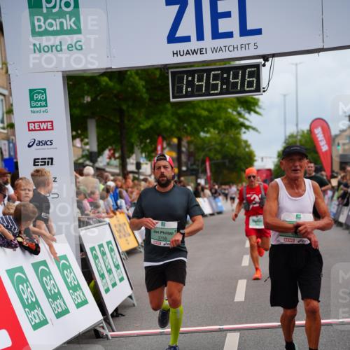 20.09.2026 - PSD Bank Halbmarathon LAZAROV Photography http://msf.ph/oto/10507199 20.09.2026 11:45:45 Ziel 2694, 2868, 3755, 4254, 4534, 4625 meine-sportfotos.de