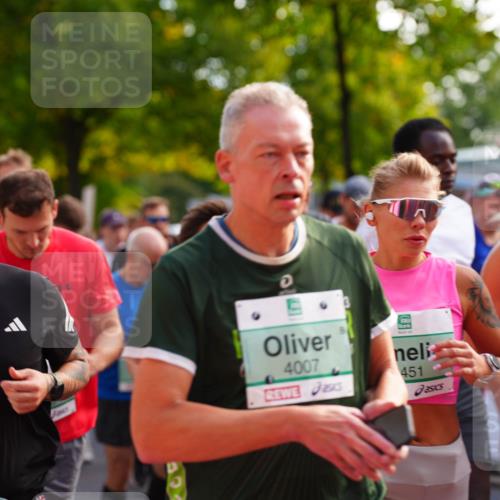20.09.2026 - PSD Bank Halbmarathon LAZAROV Photography http://msf.ph/oto/10507215 20.09.2026 10:01:50 Laufen 4007, 451, 25, 3, 218 meine-sportfotos.de