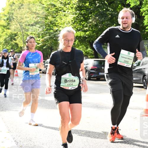 20.09.2026 - PSD Bank Halbmarathon Dr. Thomas Lammeyer http://msf.ph/oto/10507223 20.09.2026 11:04:00 Laufen 1934, 3906 meine-sportfotos.de