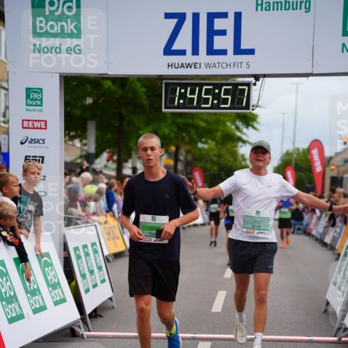 20.09.2026 - PSD Bank Halbmarathon LAZAROV Photography http://msf.ph/oto/10507353 20.09.2026 11:45:56 Ziel 1549, 2868, 3270, 4425, 4774 meine-sportfotos.de