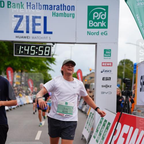 20.09.2026 - PSD Bank Halbmarathon LAZAROV Photography http://msf.ph/oto/10507385 20.09.2026 11:45:57 Ziel 1549, 2868, 3076, 3270, 4425, 4774 meine-sportfotos.de