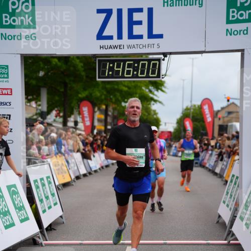 20.09.2026 - PSD Bank Halbmarathon LAZAROV Photography http://msf.ph/oto/10507400 20.09.2026 11:45:59 Ziel 1549, 2124, 3076, 3270, 4048, 4425, 4774 meine-sportfotos.de
