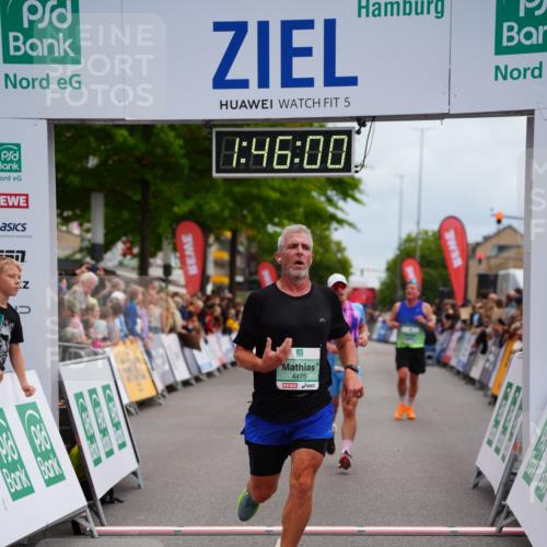 20.09.2026 - PSD Bank Halbmarathon LAZAROV Photography http://msf.ph/oto/10507411 20.09.2026 11:46:00 Ziel 1549, 2124, 3076, 4048, 4425, 4774 meine-sportfotos.de