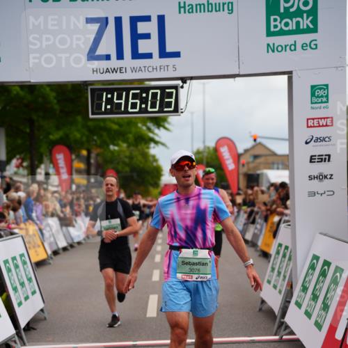 20.09.2026 - PSD Bank Halbmarathon LAZAROV Photography http://msf.ph/oto/10507433 20.09.2026 11:46:02 Ziel 1549, 2124, 3076, 4048, 4425, 4472, 4774 meine-sportfotos.de