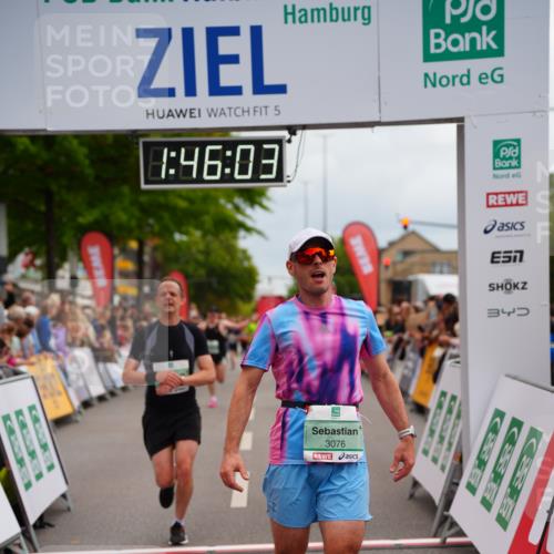 20.09.2026 - PSD Bank Halbmarathon LAZAROV Photography http://msf.ph/oto/10507458 20.09.2026 11:46:02 Ziel 1549, 2124, 3076, 4048, 4425, 4472, 4774 meine-sportfotos.de