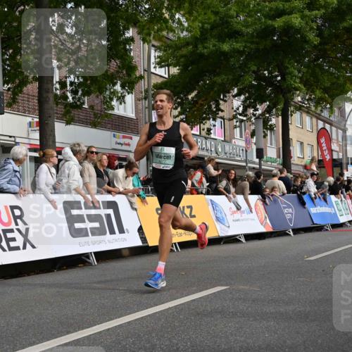 20.09.2026 - PSD Bank Halbmarathon J. Mangold http://msf.ph/oto/10507507 20.09.2026 11:28:17 Ziel 3077 meine-sportfotos.de