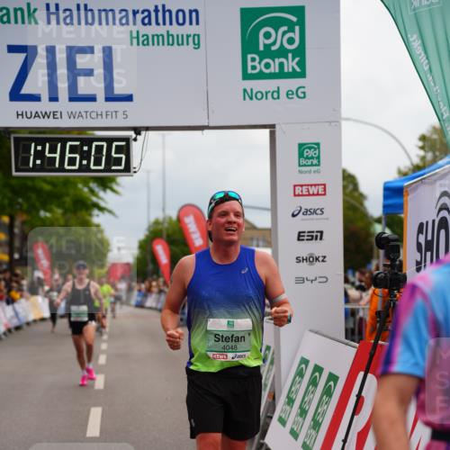 20.09.2026 - PSD Bank Halbmarathon LAZAROV Photography http://msf.ph/oto/10507511 20.09.2026 11:46:04 Ziel 1549, 2124, 3076, 4048, 4425, 4472, 4774 meine-sportfotos.de