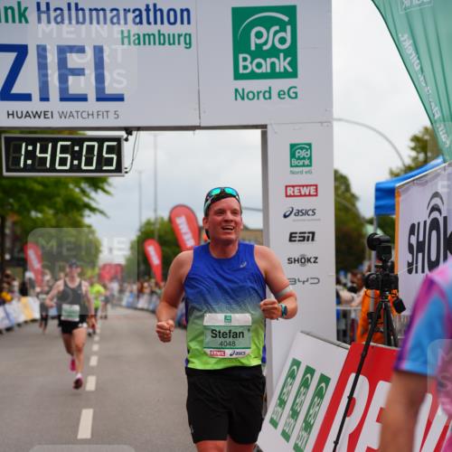 20.09.2026 - PSD Bank Halbmarathon LAZAROV Photography http://msf.ph/oto/10507521 20.09.2026 11:46:04 Ziel 1549, 2124, 3076, 4048, 4425, 4472, 4774 meine-sportfotos.de