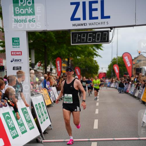 20.09.2026 - PSD Bank Halbmarathon LAZAROV Photography http://msf.ph/oto/10507555 20.09.2026 11:46:06 Ziel 2124, 3076, 4048, 4425, 4472 meine-sportfotos.de
