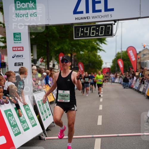 20.09.2026 - PSD Bank Halbmarathon LAZAROV Photography http://msf.ph/oto/10507581 20.09.2026 11:46:06 Ziel 2124, 3076, 4048, 4425, 4472 meine-sportfotos.de