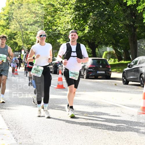 20.09.2026 - PSD Bank Halbmarathon Dr. Thomas Lammeyer http://msf.ph/oto/10507596 20.09.2026 11:04:15 Laufen 3696, 3697 meine-sportfotos.de