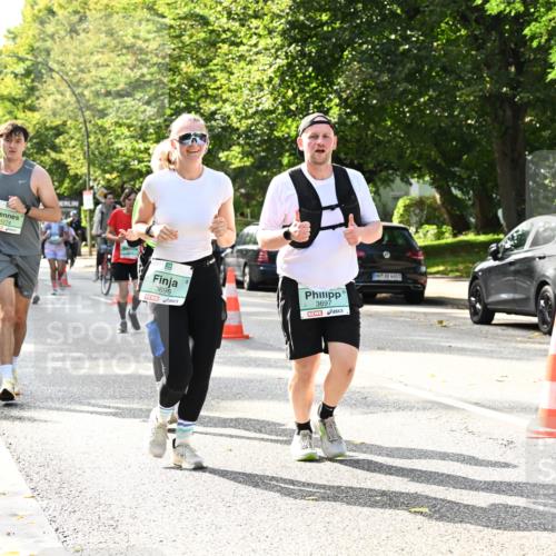 20.09.2026 - PSD Bank Halbmarathon Dr. Thomas Lammeyer http://msf.ph/oto/10507602 20.09.2026 11:04:15 Laufen 3696, 3697 meine-sportfotos.de