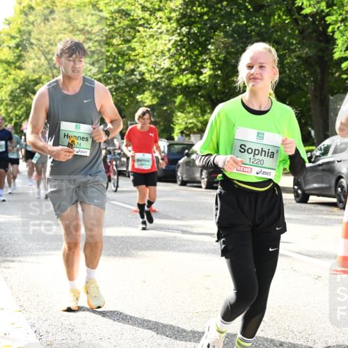 20.09.2026 - PSD Bank Halbmarathon Dr. Thomas Lammeyer http://msf.ph/oto/10507661 20.09.2026 11:04:17 Laufen 74, 1220, 3696 meine-sportfotos.de