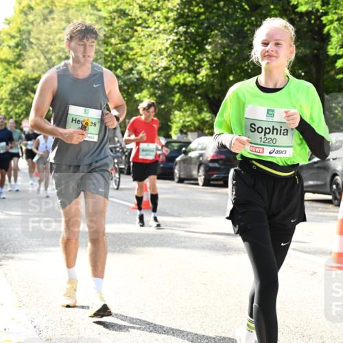 20.09.2026 - PSD Bank Halbmarathon Dr. Thomas Lammeyer http://msf.ph/oto/10507666 20.09.2026 11:04:17 Laufen 1220 meine-sportfotos.de