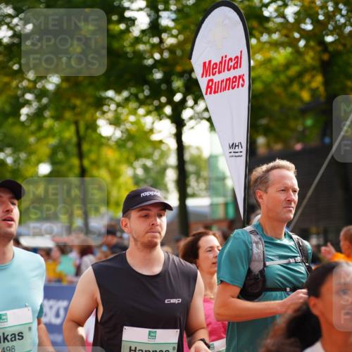 20.09.2026 - PSD Bank Halbmarathon LAZAROV Photography http://msf.ph/oto/10507668 20.09.2026 10:04:19 Laufen 498, 2993, 3260 meine-sportfotos.de