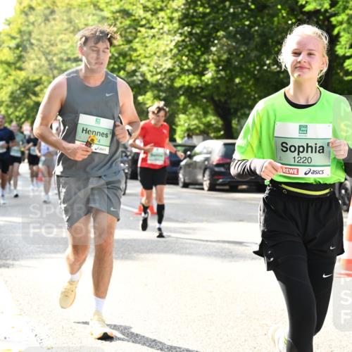20.09.2026 - PSD Bank Halbmarathon Dr. Thomas Lammeyer http://msf.ph/oto/10507670 20.09.2026 11:04:17 Laufen 4, 1220 meine-sportfotos.de