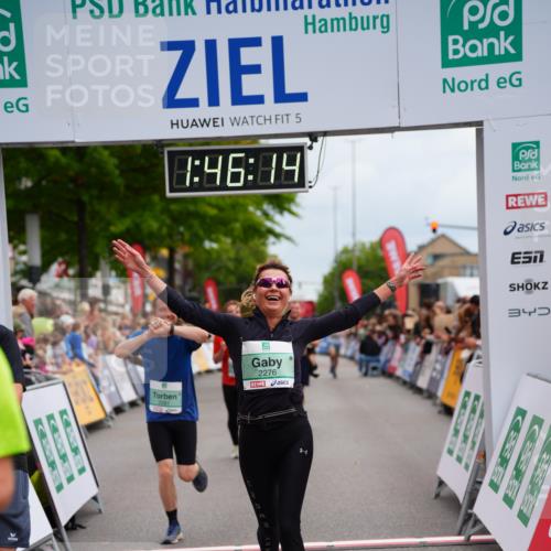20.09.2026 - PSD Bank Halbmarathon LAZAROV Photography http://msf.ph/oto/10507678 20.09.2026 11:46:14 Ziel 1637, 1800, 2276, 2281, 3366, 3681, 4472 meine-sportfotos.de