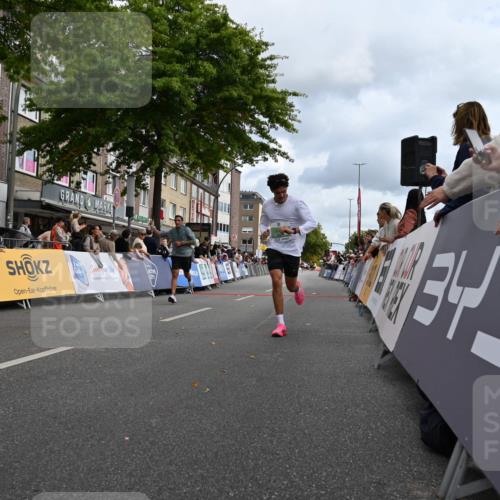 20.09.2026 - PSD Bank Halbmarathon J. Mangold http://msf.ph/oto/10507700 20.09.2026 11:28:42 Ziel 1333, 1506, 2372, 2490, 3665, 4325 meine-sportfotos.de
