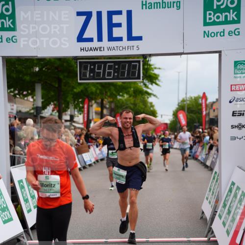 20.09.2026 - PSD Bank Halbmarathon LAZAROV Photography http://msf.ph/oto/10507744 20.09.2026 11:46:17 Ziel 1637, 1800, 2276, 2281, 3366, 3681, 4687 meine-sportfotos.de