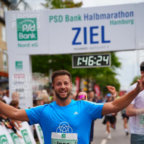 20.09.2026 - PSD Bank Halbmarathon LAZAROV Photography http://msf.ph/oto/10507849 20.09.2026 11:46:23 Ziel 1637, 2042, 2171, 2175, 2374, 2680, 2769, 2977, 3366, 3565, 3602, 3626, 4687 meine-sportfotos.de