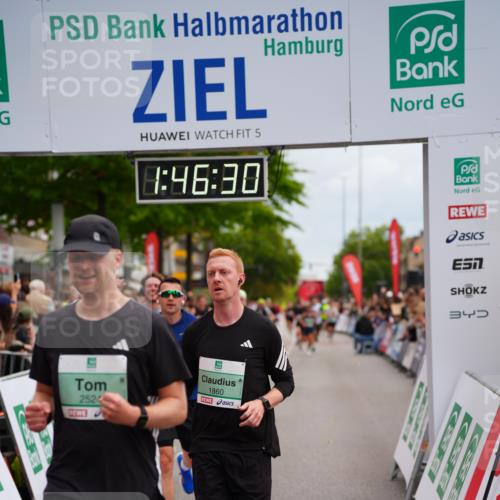 20.09.2026 - PSD Bank Halbmarathon LAZAROV Photography http://msf.ph/oto/10507970 20.09.2026 11:46:29 Ziel 1102, 1860, 2042, 2066, 2171, 2175, 2374, 2524, 2680, 2769, 2778, 2977, 3565, 3602, 3626, 4387 meine-sportfotos.de