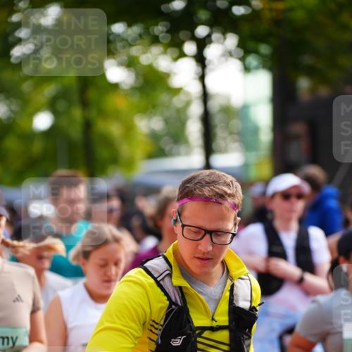 20.09.2026 - PSD Bank Halbmarathon LAZAROV Photography http://msf.ph/oto/10508038 20.09.2026 10:05:58 Laufen 3357 meine-sportfotos.de