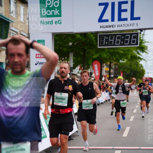 20.09.2026 - PSD Bank Halbmarathon LAZAROV Photography http://msf.ph/oto/10508069 20.09.2026 11:46:36 Ziel 1102, 1860, 2066, 2524, 2778, 3408, 3425, 4094, 4200, 4387, 4640, 4710 meine-sportfotos.de