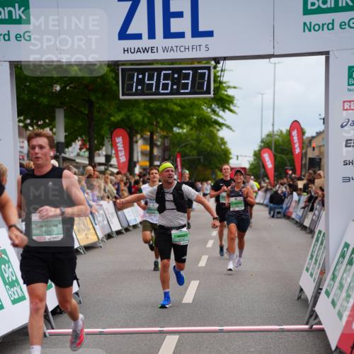 20.09.2026 - PSD Bank Halbmarathon LAZAROV Photography http://msf.ph/oto/10508076 20.09.2026 11:46:37 Ziel 1102, 1860, 2027, 2066, 2778, 3408, 3425, 4094, 4200, 4387, 4640, 4710 meine-sportfotos.de