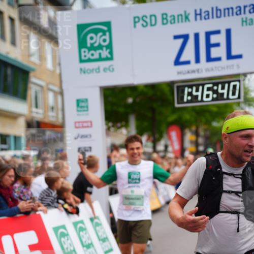 20.09.2026 - PSD Bank Halbmarathon LAZAROV Photography http://msf.ph/oto/10508154 20.09.2026 11:46:39 Ziel 1102, 2027, 2087, 2778, 3226, 3408, 3425, 4070, 4094, 4200, 4640, 4710 meine-sportfotos.de