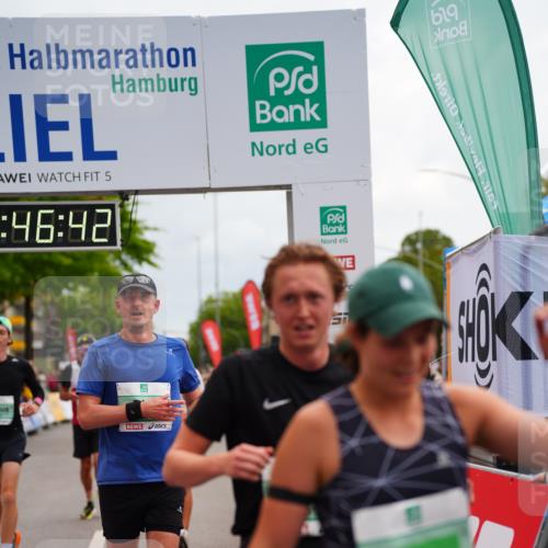 20.09.2026 - PSD Bank Halbmarathon LAZAROV Photography http://msf.ph/oto/10508203 20.09.2026 11:46:42 Ziel 2027, 2087, 3226, 3408, 3425, 3790, 4070, 4094, 4200, 4249, 4640, 4710 meine-sportfotos.de