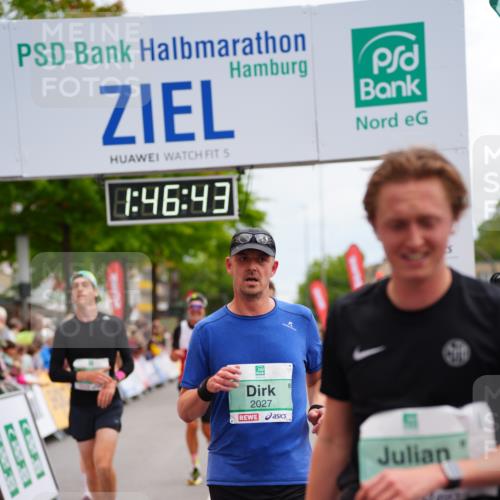 20.09.2026 - PSD Bank Halbmarathon LAZAROV Photography http://msf.ph/oto/10508218 20.09.2026 11:46:43 Ziel 1527, 2027, 2087, 3226, 3408, 3425, 3790, 4070, 4094, 4200, 4249, 4640, 4710 meine-sportfotos.de