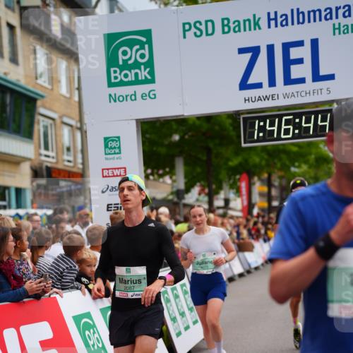 20.09.2026 - PSD Bank Halbmarathon LAZAROV Photography http://msf.ph/oto/10508242 20.09.2026 11:46:44 Ziel 1527, 2027, 2087, 3226, 3425, 3790, 4070, 4094, 4200, 4249, 4640, 4710 meine-sportfotos.de