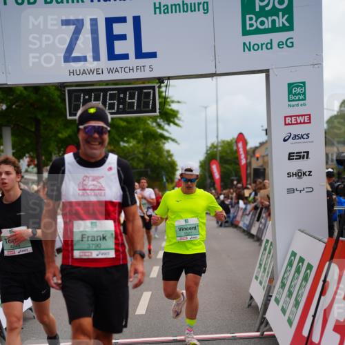 20.09.2026 - PSD Bank Halbmarathon LAZAROV Photography http://msf.ph/oto/10508321 20.09.2026 11:46:47 Ziel 1527, 2027, 2087, 2773, 3226, 3790, 4070, 4094, 4200, 4249, 4566 meine-sportfotos.de