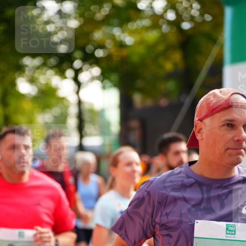 20.09.2026 - PSD Bank Halbmarathon LAZAROV Photography http://msf.ph/oto/10508381 20.09.2026 10:06:40 Laufen 3040, 3192 meine-sportfotos.de