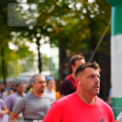 20.09.2026 - PSD Bank Halbmarathon LAZAROV Photography http://msf.ph/oto/10508384 20.09.2026 10:06:41 Laufen 3040 meine-sportfotos.de