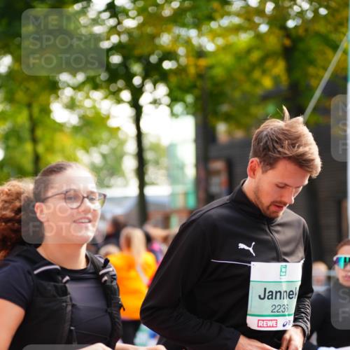 20.09.2026 - PSD Bank Halbmarathon LAZAROV Photography http://msf.ph/oto/10508399 20.09.2026 10:06:42 Laufen 3233, 2236 meine-sportfotos.de