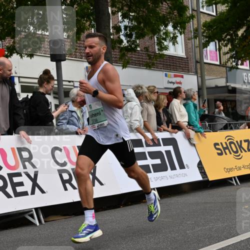 20.09.2026 - PSD Bank Halbmarathon J. Mangold http://msf.ph/oto/10508417 20.09.2026 11:30:05 Ziel 2360, 3238, 3591, 4141 meine-sportfotos.de