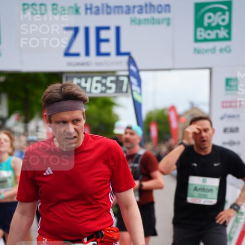20.09.2026 - PSD Bank Halbmarathon LAZAROV Photography http://msf.ph/oto/10508451 20.09.2026 11:46:56 Ziel 1557, 1561, 1810, 1876, 2090, 2141, 2659, 2773, 3424, 4001, 4247, 4566, 4639 meine-sportfotos.de