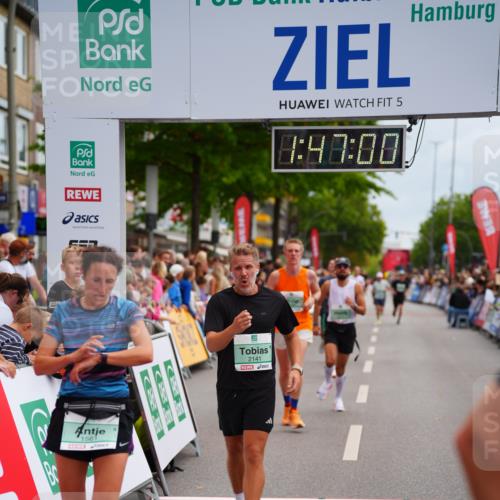 20.09.2026 - PSD Bank Halbmarathon LAZAROV Photography http://msf.ph/oto/10508496 20.09.2026 11:47:00 Ziel 1189, 1557, 1561, 1810, 1876, 2012, 2090, 2141, 2659, 2902, 3424, 3511, 4001, 4247, 4639 meine-sportfotos.de