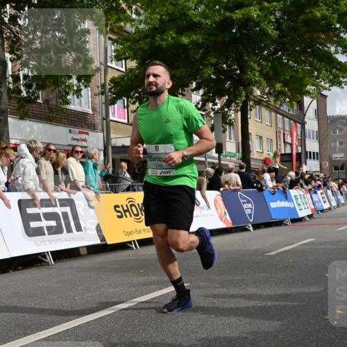 20.09.2026 - PSD Bank Halbmarathon J. Mangold http://msf.ph/oto/10508527 20.09.2026 11:30:21 Ziel 1246, 2369, 2771, 3119 meine-sportfotos.de