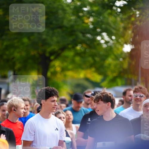 20.09.2026 - PSD Bank Halbmarathon LAZAROV Photography http://msf.ph/oto/10508584 20.09.2026 10:08:25 Laufen 983, 1772 meine-sportfotos.de