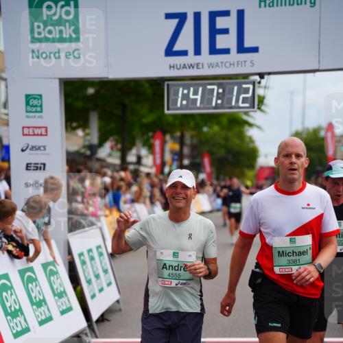 20.09.2026 - PSD Bank Halbmarathon LAZAROV Photography http://msf.ph/oto/10508633 20.09.2026 11:47:11 Ziel 1822, 2012, 2902, 3381, 4555, 4730 meine-sportfotos.de