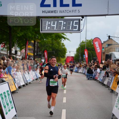 20.09.2026 - PSD Bank Halbmarathon LAZAROV Photography http://msf.ph/oto/10508659 20.09.2026 11:47:14 Ziel 1822, 3381, 4555, 4730 meine-sportfotos.de
