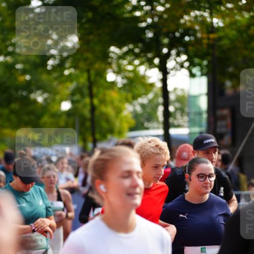 20.09.2026 - PSD Bank Halbmarathon LAZAROV Photography http://msf.ph/oto/10508669 20.09.2026 10:08:48 Laufen 3097, 2982 meine-sportfotos.de