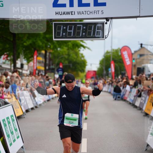 20.09.2026 - PSD Bank Halbmarathon LAZAROV Photography http://msf.ph/oto/10508735 20.09.2026 11:47:15 Ziel 1669, 1822, 2225, 3381, 4555, 4730 meine-sportfotos.de