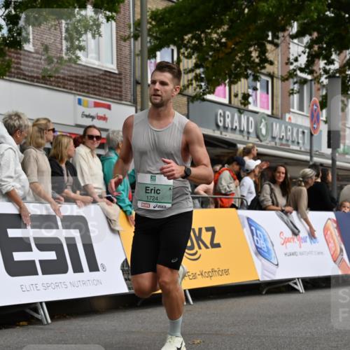 20.09.2026 - PSD Bank Halbmarathon J. Mangold http://msf.ph/oto/10508761 20.09.2026 11:30:55 Ziel 1135, 1639, 1724, 3009, 3448, 4113, 4232, 4504 meine-sportfotos.de