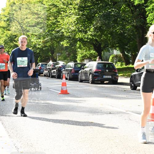 20.09.2026 - PSD Bank Halbmarathon Dr. Thomas Lammeyer http://msf.ph/oto/10508762 20.09.2026 11:05:07 Laufen 2057, 4683, 3103 meine-sportfotos.de