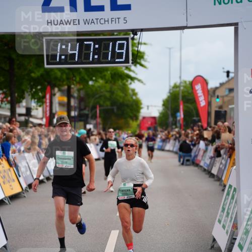 20.09.2026 - PSD Bank Halbmarathon LAZAROV Photography http://msf.ph/oto/10508775 20.09.2026 11:47:18 Ziel 1669, 1822, 2225, 3639, 4555, 4730 meine-sportfotos.de